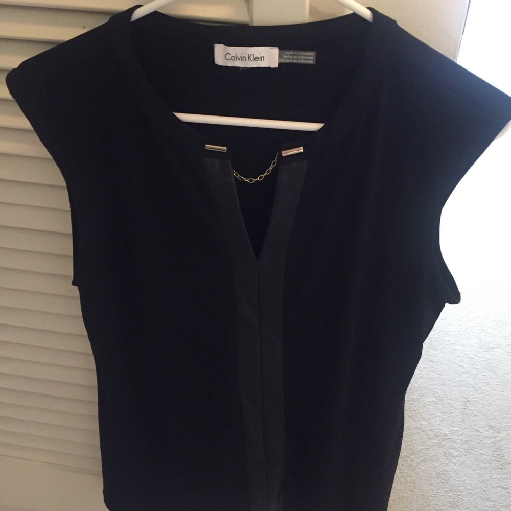 🚫 SOLD 🚫 Calvin Klein Blouse